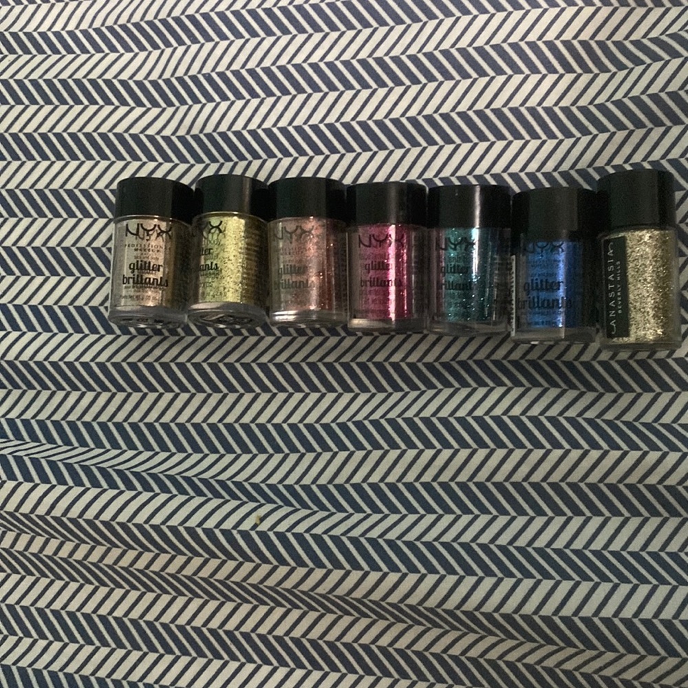 Like NEW Glitter makeup set